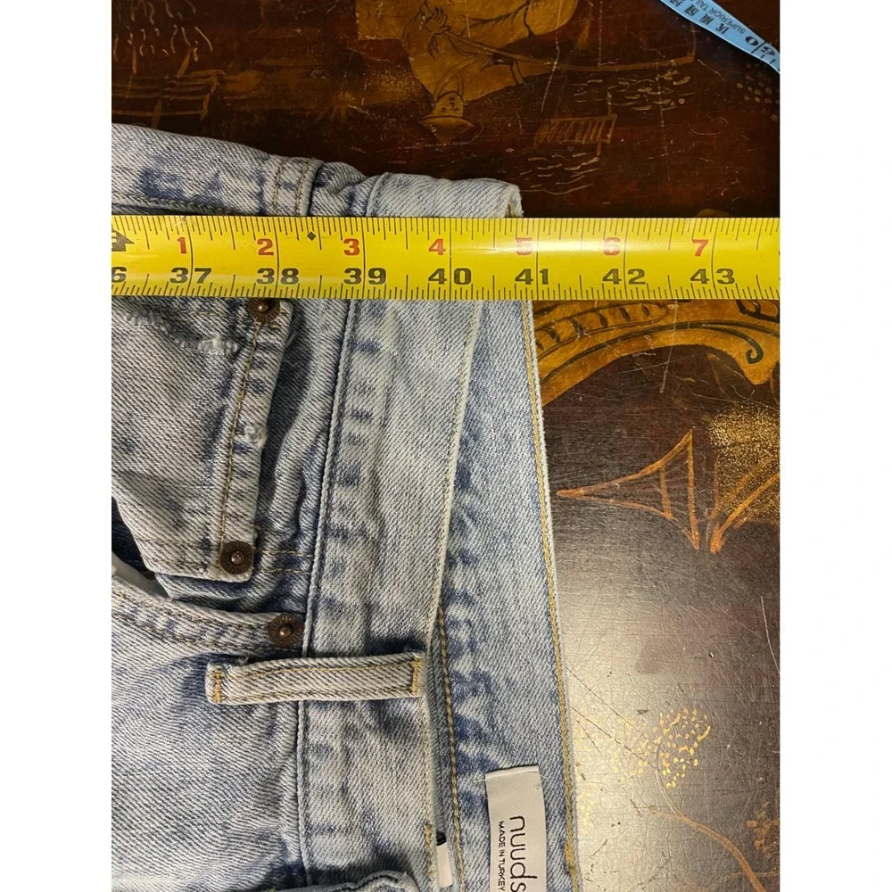 nuuds Curvy High Waisted Straight Leg Distressed Jeans Light Wash Blue Grunge 29